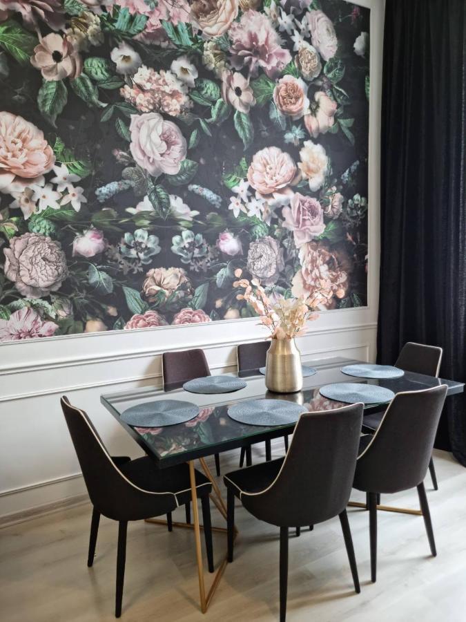 Leogrand Apartments On Lychakivska 3 리비프 외부 사진