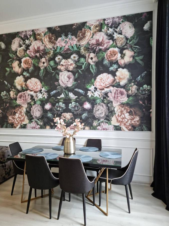 Leogrand Apartments On Lychakivska 3 리비프 외부 사진