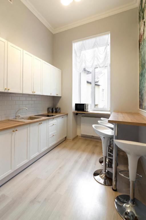 Leogrand Apartments On Lychakivska 3 리비프 외부 사진