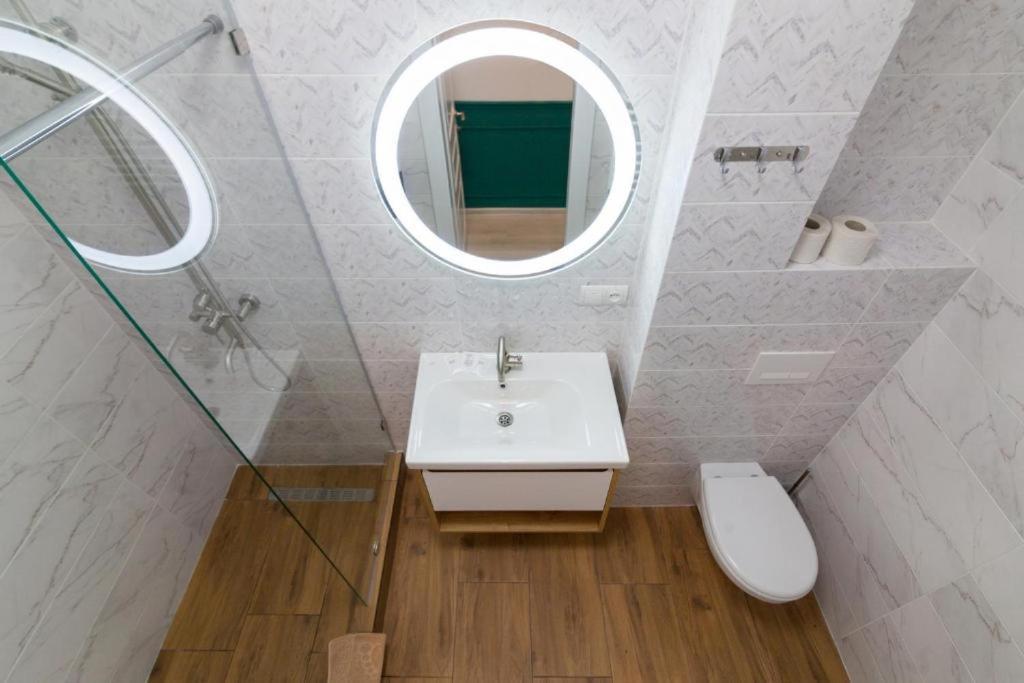 Leogrand Apartments On Lychakivska 3 리비프 외부 사진